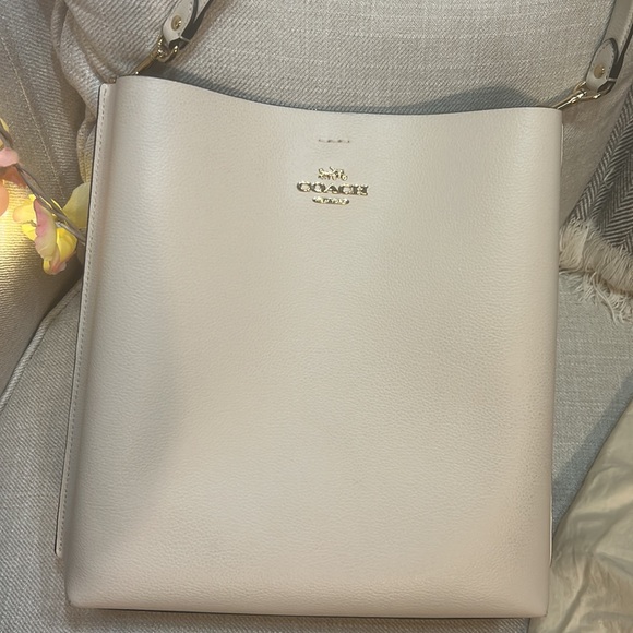 Coach Handbags - Coach Off-White Leather Shoulder Bag